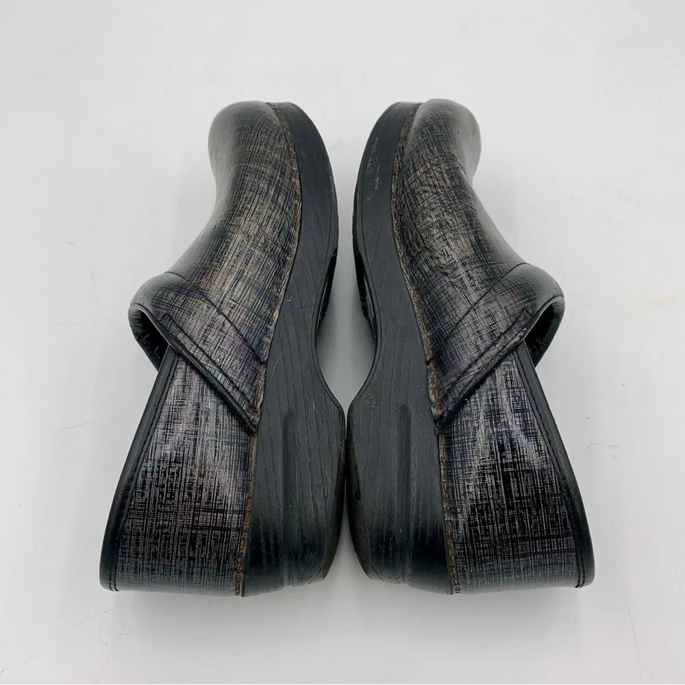 Dansko Clogs Women 7.5-8‎ EU 38 Black Linen Patent Leather Nursing Iridescent - Picture 8 of 11